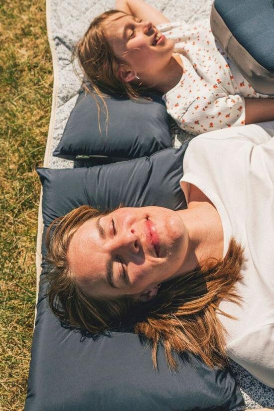 Cotswold Comfort Travel Pillow