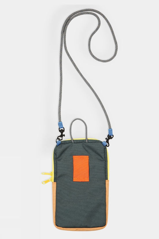 Cotswold Essential Cross Body Wallet