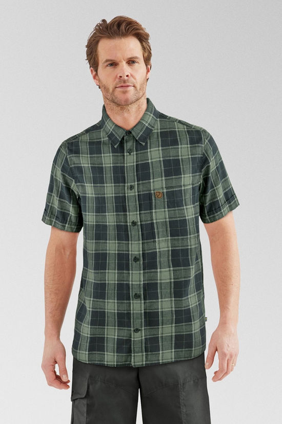 Cotswold Mens Ovik Travel Short Sleeve Shirt