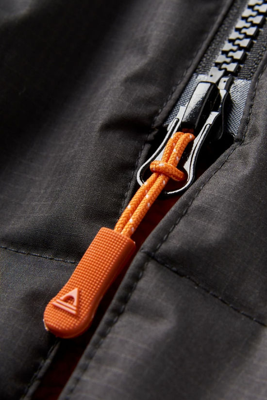 Cotswold Tempest Recycled Waterproof Change Robe