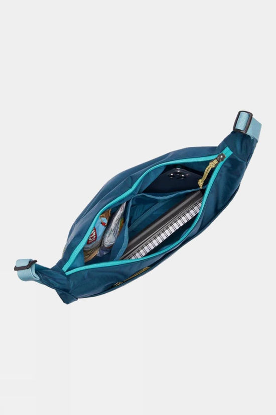 Cotswold Trozo 8L Shoulder Bag