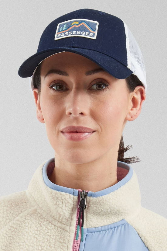 Cotswold Unisex Made To Roam Cap