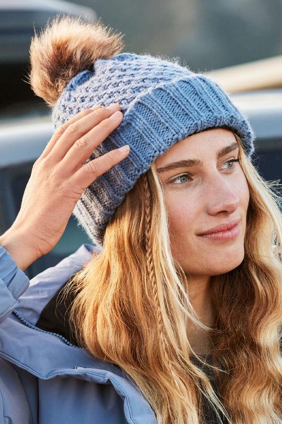 Cotswold Womens Blizzard Beanie