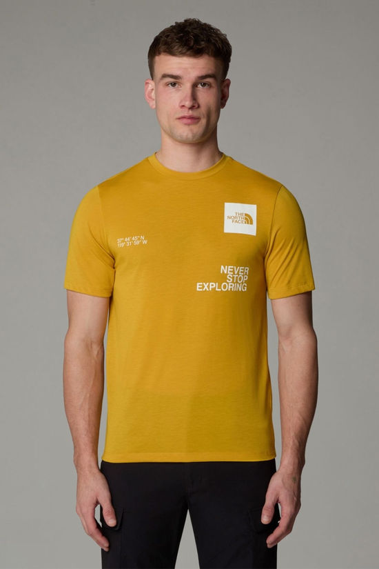 Cotswold Mens Mountain Foundation Coordinates T-Shirt