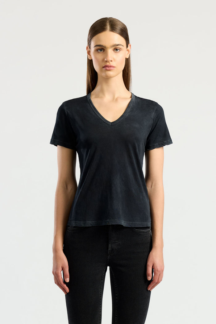 cotton citizen Standard V-Neck Tee Vintage Black