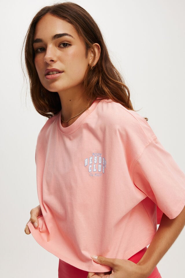 Cotton On Active Cropped Graphic Tee Apricot Blush/body Resort Club Tennis