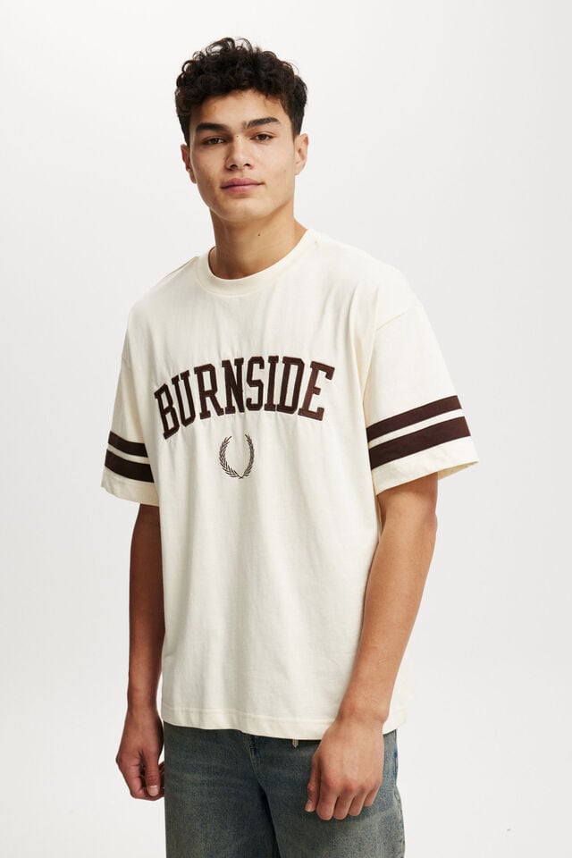 cotton on Box Fit College T-Shirt cream puff/burnside