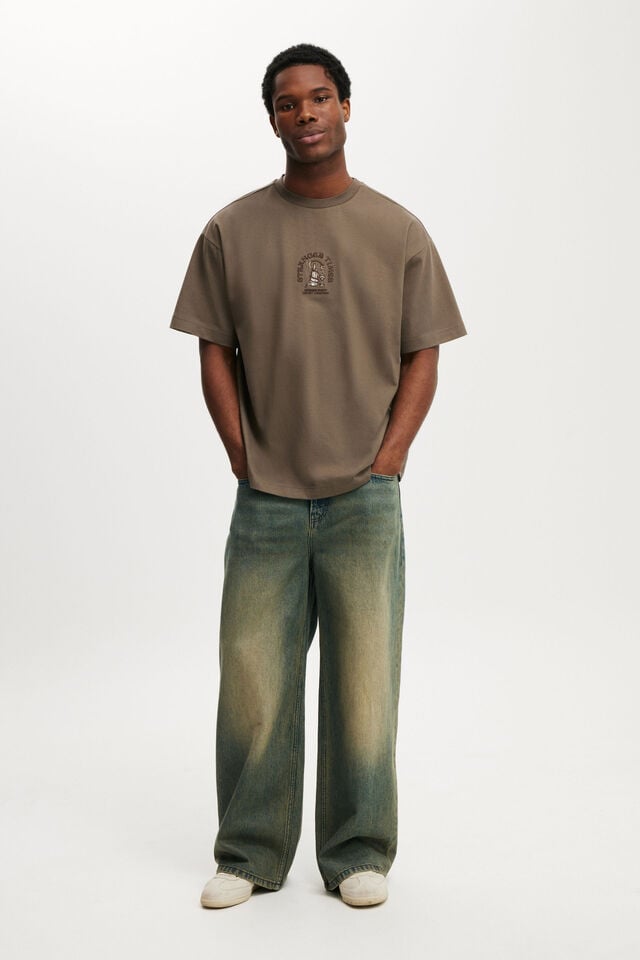 Cotton On Box Fit Graphic T-Shirt Cedar Brown/opening Party