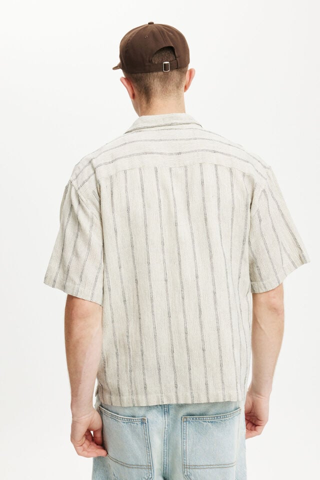 Cotton On Box Fit Short Sleeve Shirt Off White Grid Check