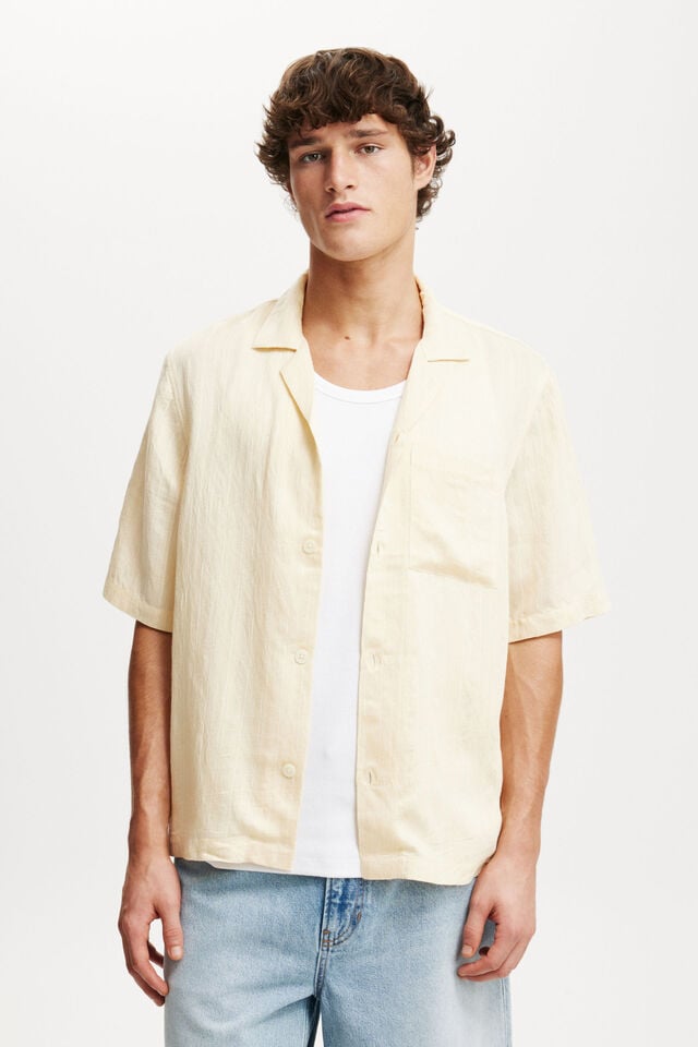 cotton on Box Fit Short Sleeve Shirt summer yellow dobby