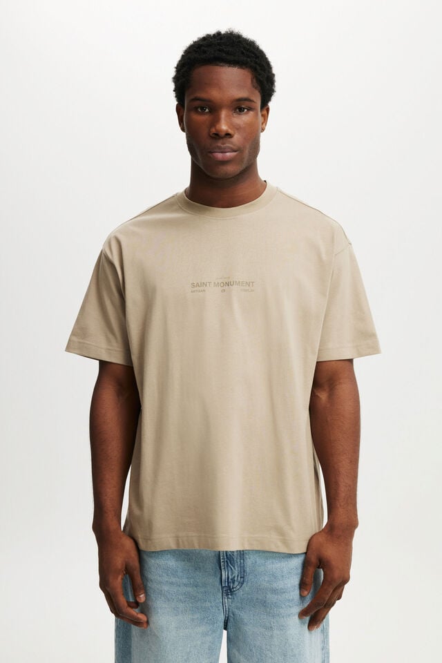 cotton on Box Fit Text T-Shirt gravel stone/saint monument