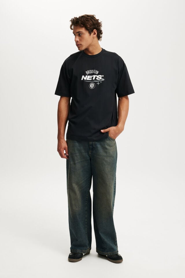 Cotton On Brooklyn Nets Box Fit T-Shirt Lcn Nba Black/ Brooklyn Nets Tonal Stars