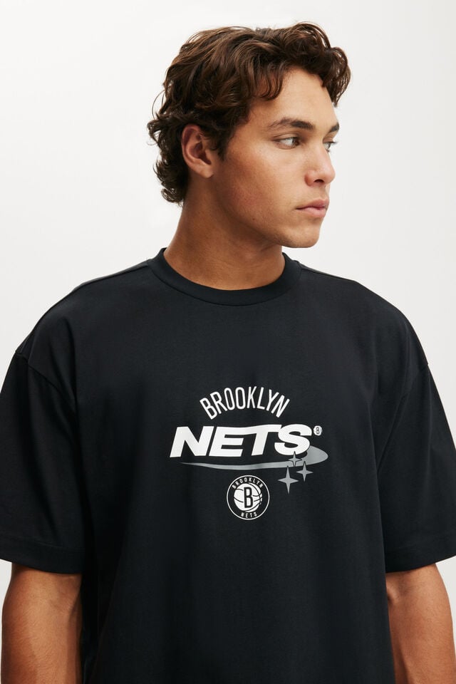 Cotton On Brooklyn Nets Box Fit T-Shirt Lcn Nba Black/ Brooklyn Nets Tonal Stars