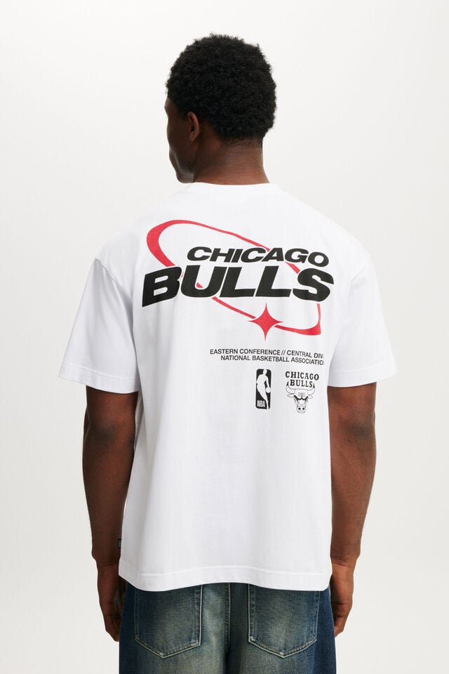 Cotton On Chicago Bulls Box Fit T-Shirt Lcn Nba White/ Chicago Bulls Tonal Stars