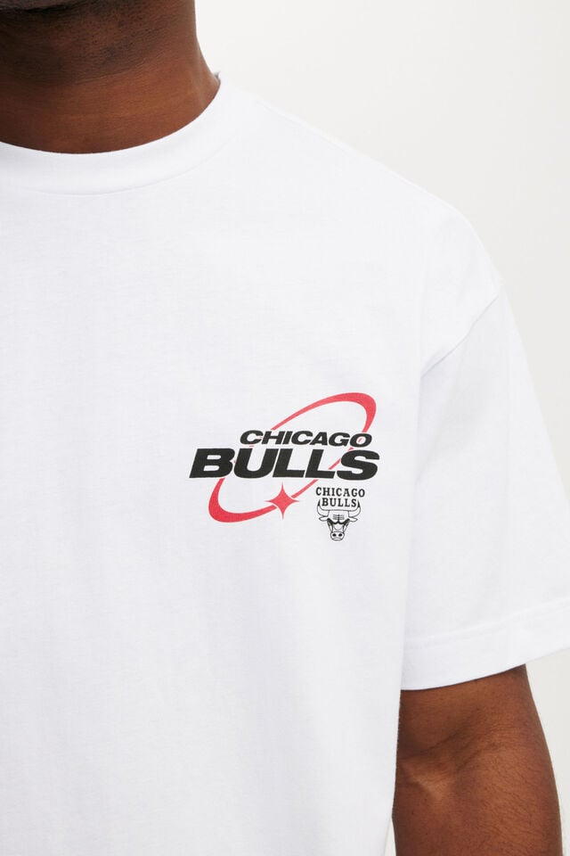 Cotton On Chicago Bulls Box Fit T-Shirt Lcn Nba White/ Chicago Bulls Tonal Stars