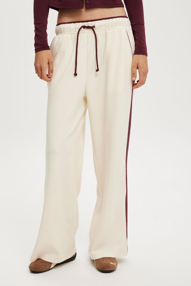 Cotton On Contrast Wide Leg Sweatpant Cream / Sour Cherry
