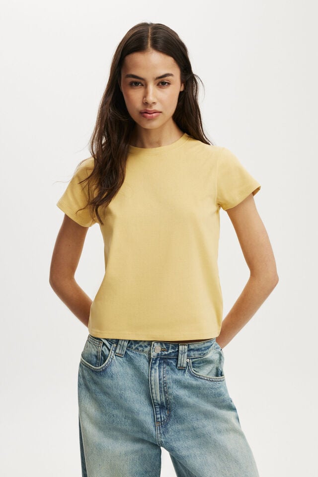 cotton on 90S Baby Tee dijon