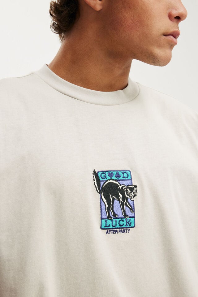 Cotton On Box Fit Graphic T-Shirt Smoke/good Luck