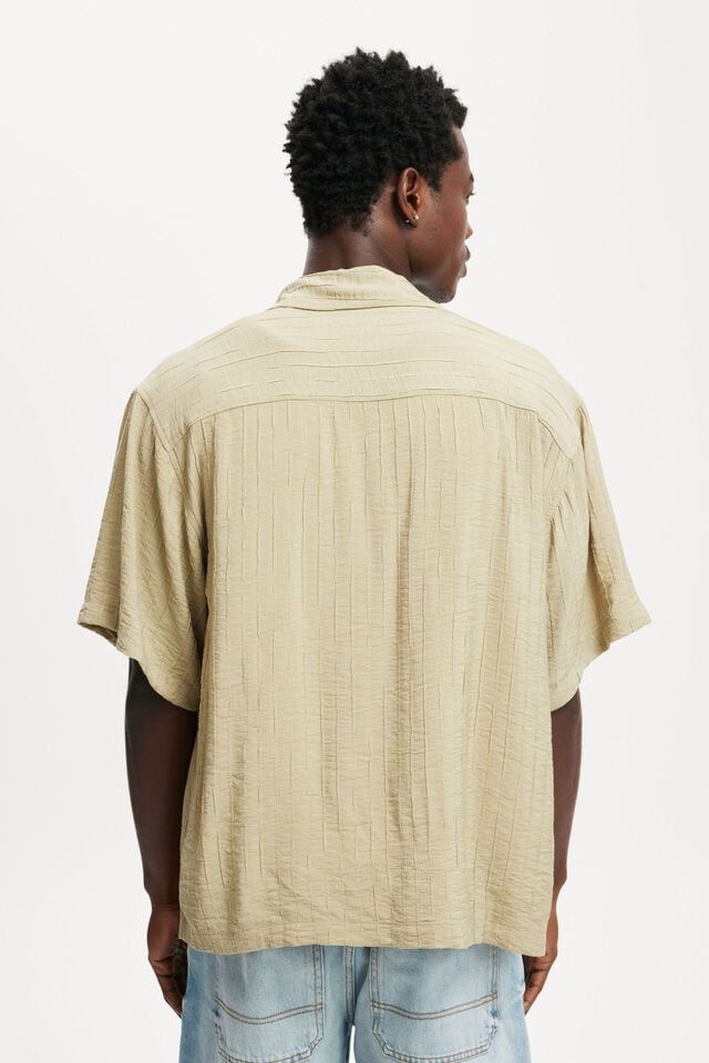 Cotton On Box Fit Short Sleeve Shirt Fatigue Dobby