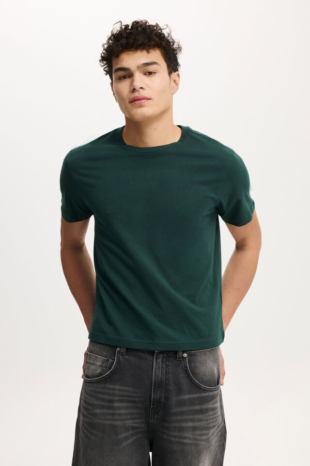 cotton on Classic Fit T-Shirt pineneedle green
