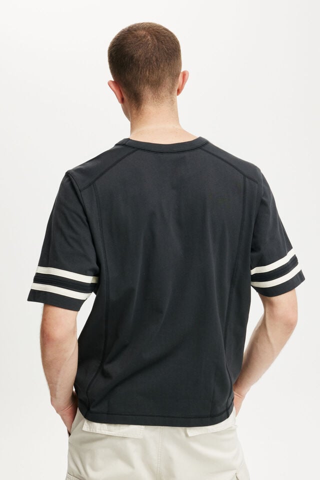 Cotton On Cropped Fit Panel T-Shirt Washed Black