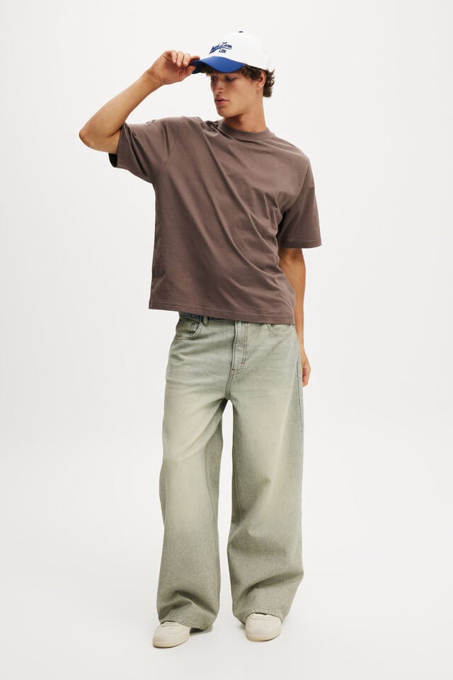 Cotton On Cropped Fit T-Shirt Washed Chocolate