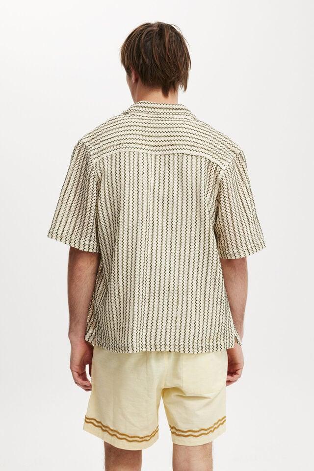 Cotton On Elevated Easy Short Lemon Border