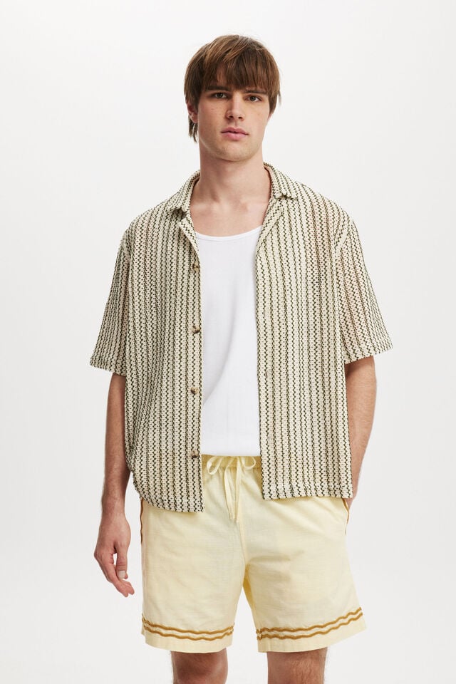 Cotton On Elevated Easy Short Lemon Border