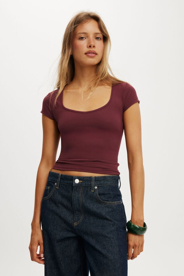 cotton on Hold Me Short Sleeve sour cherry