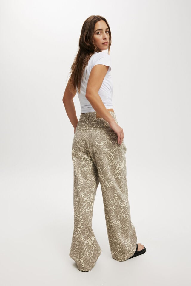 Cotton On Low Super Baggy Jean Rory Leopard