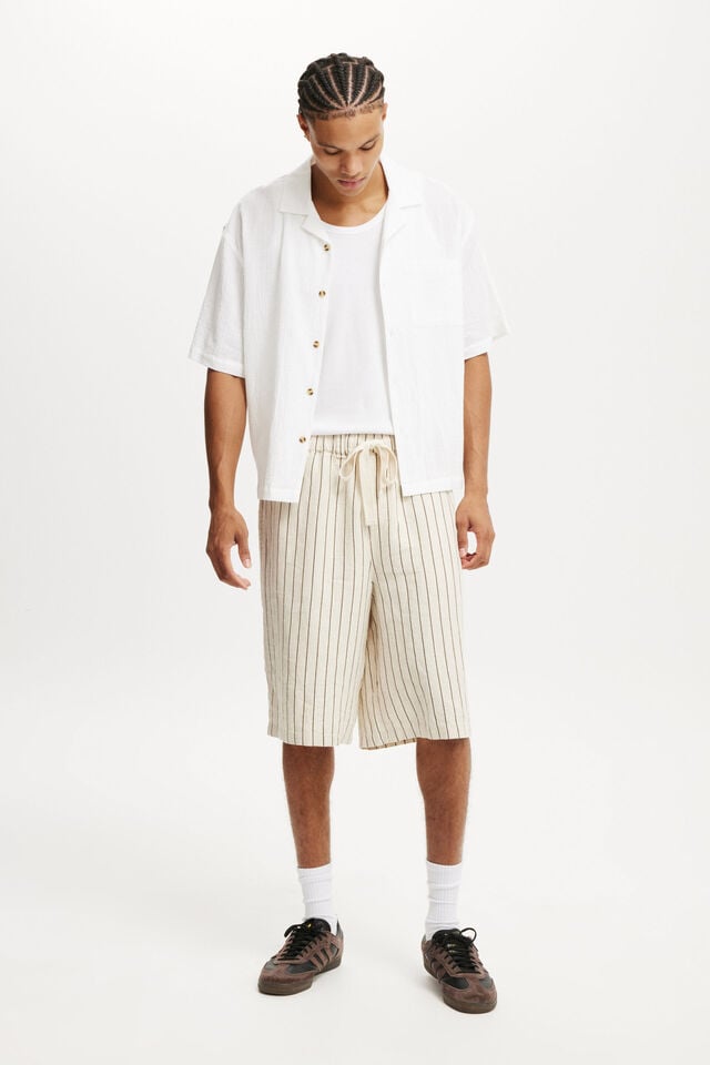 Cotton On Riviera Box Fit Short Sleeve Shirt White