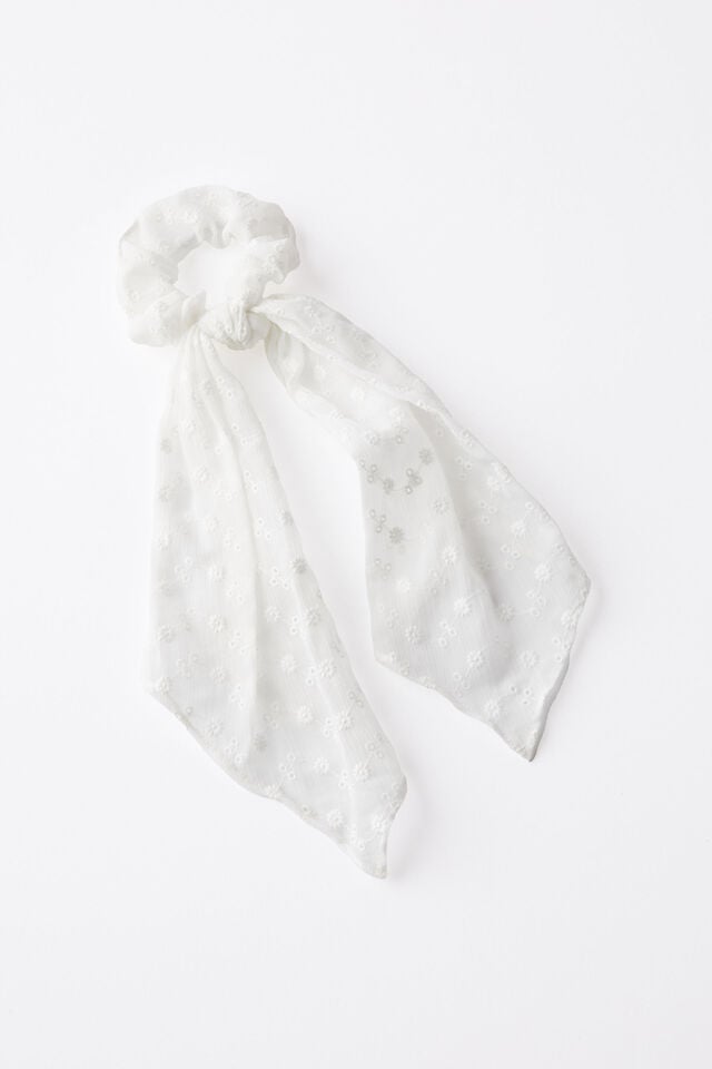 cotton on Scarf Bow Scrunchie white broderie