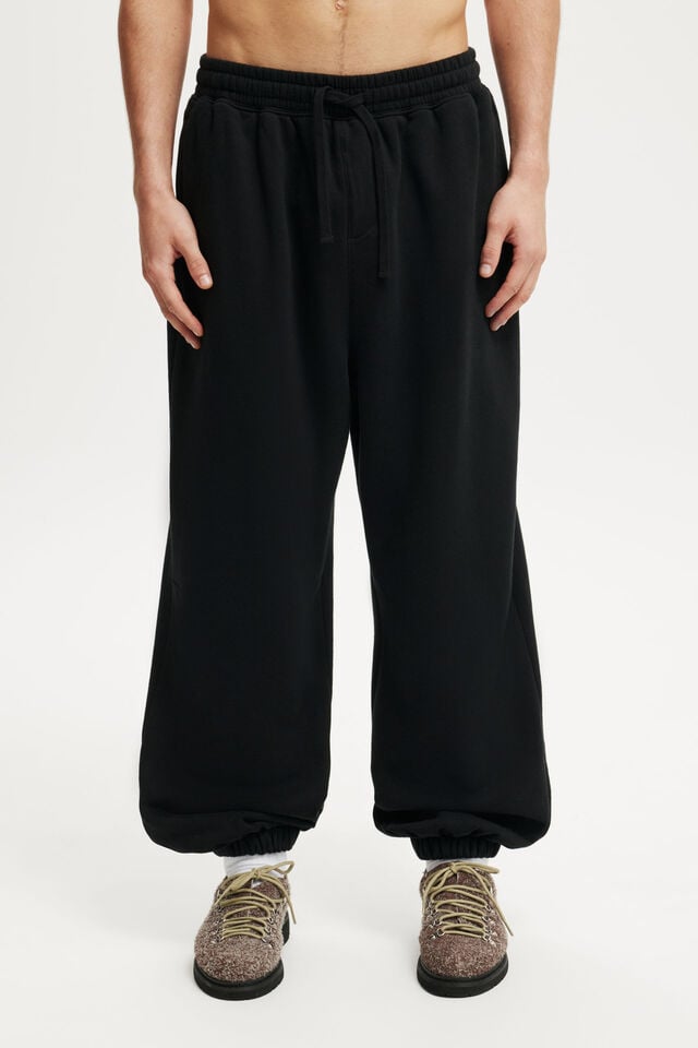 Cotton On Super Baggy Cuffed Sweatpant Black