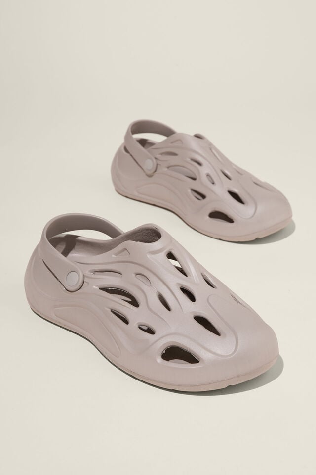 Cotton On Turbo Slide Cool Grey