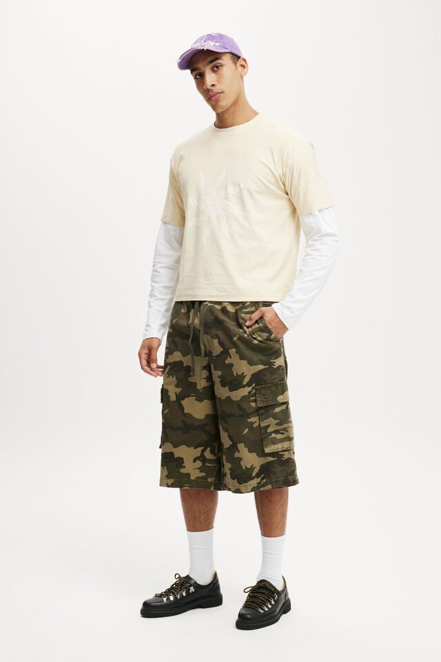 Cotton On Cropped Fit Graphic T-Shirt Sunbleach/star