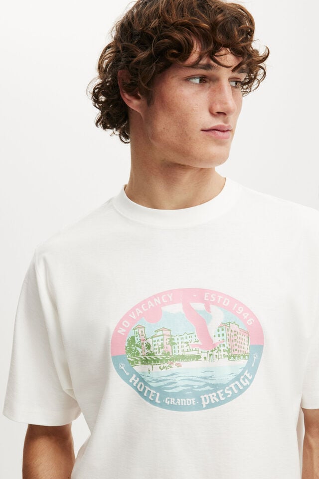 Cotton On Cropped Fit Graphic T-Shirt Vintage White/hotel Grande Prestige