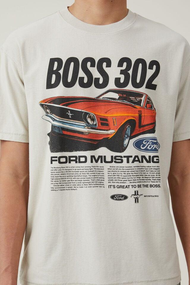 Cotton On Ford Loose Fit T-Shirt Lcn Ford Ivory/boss 302