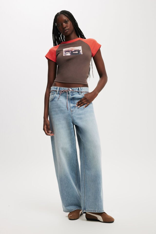 Cotton On Ford Raglan Graphic Tee Lcn Ford Fairmount Ghia/ Dark Truffle