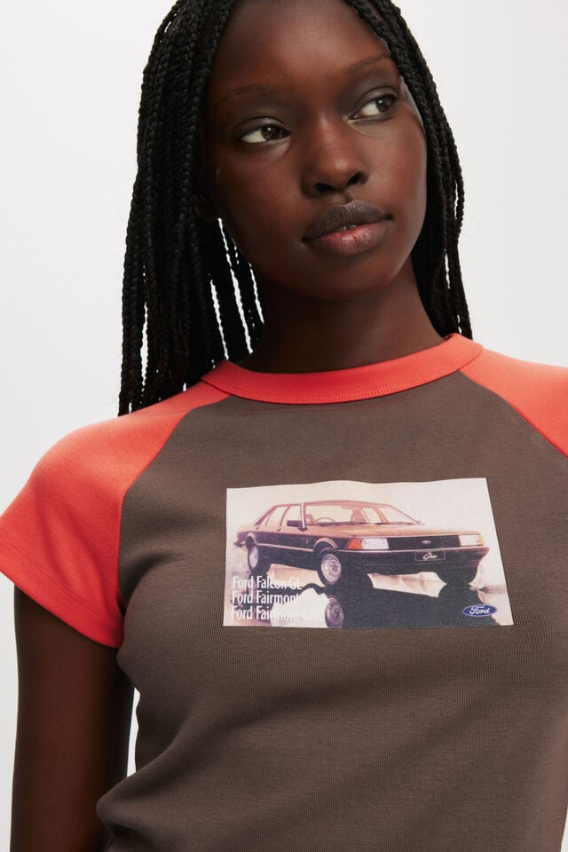 Cotton On Ford Raglan Graphic Tee Lcn Ford Fairmount Ghia/ Dark Truffle
