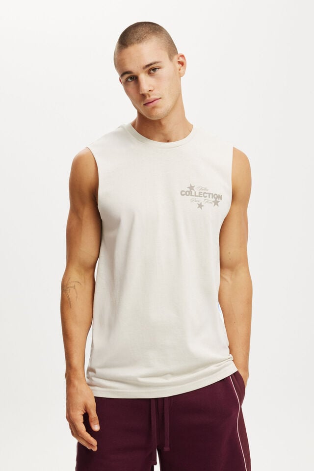 cotton on Graphic Muscle sand dune/the fallen collection grit