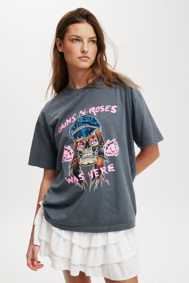 cotton on Guns N Roses Music Boxy Graphic Tee lcn br guns n roses leather hat skull/blue sl