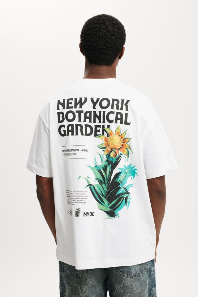 Cotton On New York Botanical Garden Box Fit T-Shirt Lcn Nybg White/nybg - Bromeliad