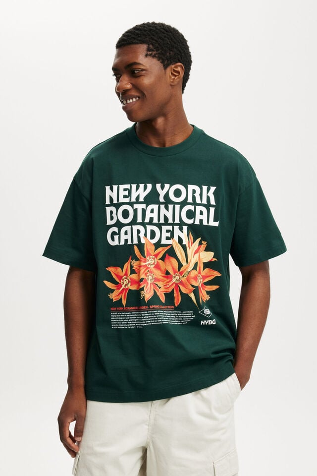 cotton on New York Botanical Garden Box Fit T-Shirt lcn nybg pineneedle green/nybg - orange lily