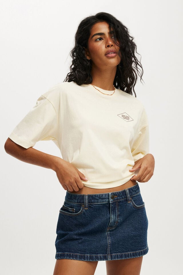 cotton on New York Botanical Garden Boxy Graphic Tee lcn nybg we are plant people/ lemon icing