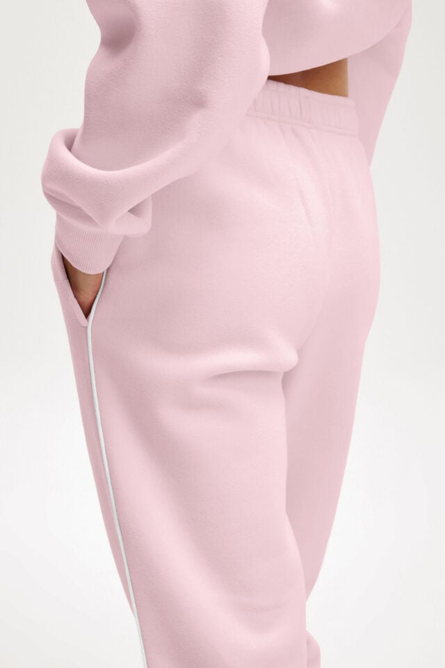 Cotton On Plush Essential Gym Sweatpant Cherry Dream/coconut Milk