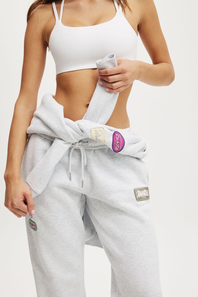 Cotton On Plush Essential Gym Sweatpant Cloudy Grey Marle/badge