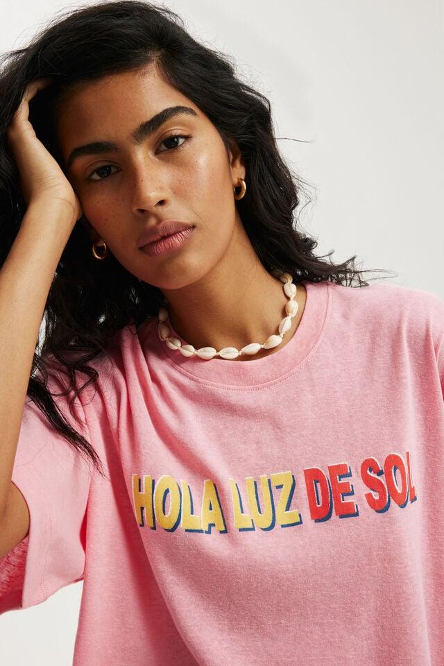 Cotton On The Boxy Graphic Tee Hol & Luz De Sol/britney Pink