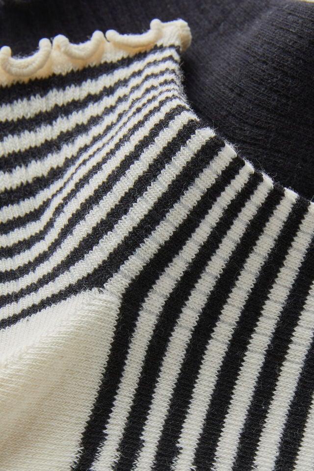 Cotton On The Perfect Pair Frill Rib Ankle 2Pk Black/pearl Stripe