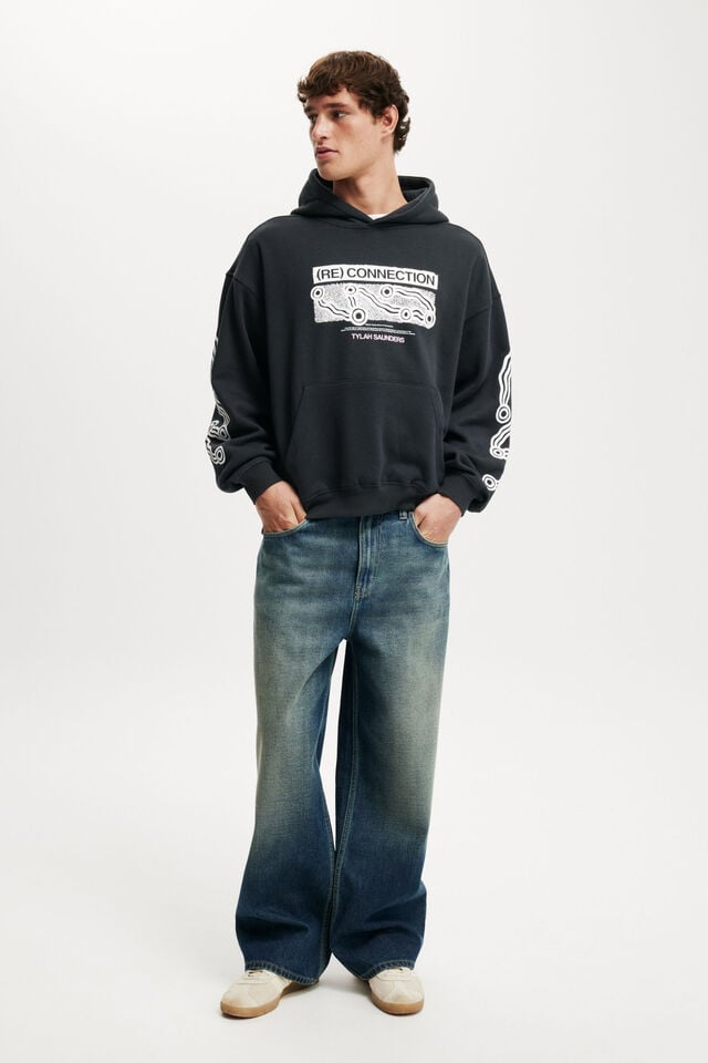 Cotton On Tylah Saunders Box Fit Hoodie Lcn Bra Washed Black/place Of Connection