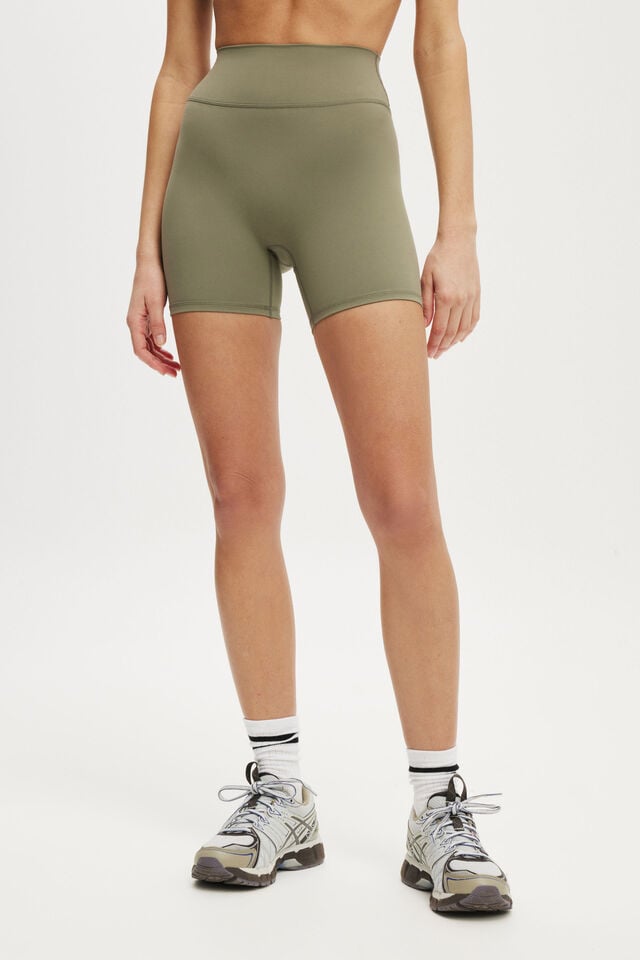 Cotton On Ultra Luxe Invisible Scrunch Shortie Short Jungle Green